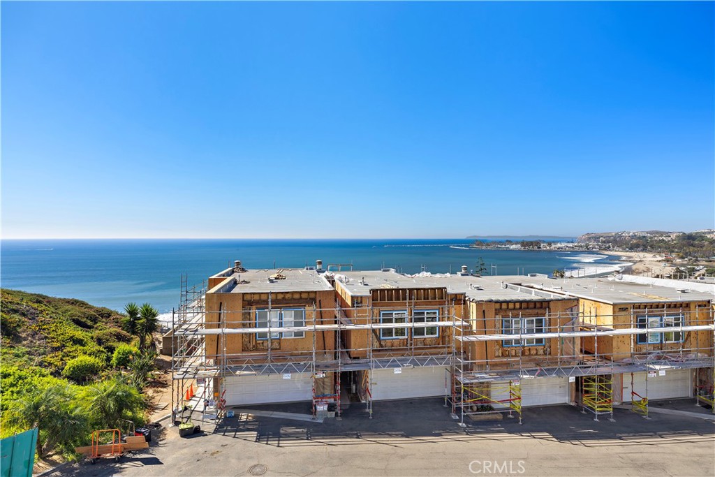 Dana Bluffs (DB) - Residential