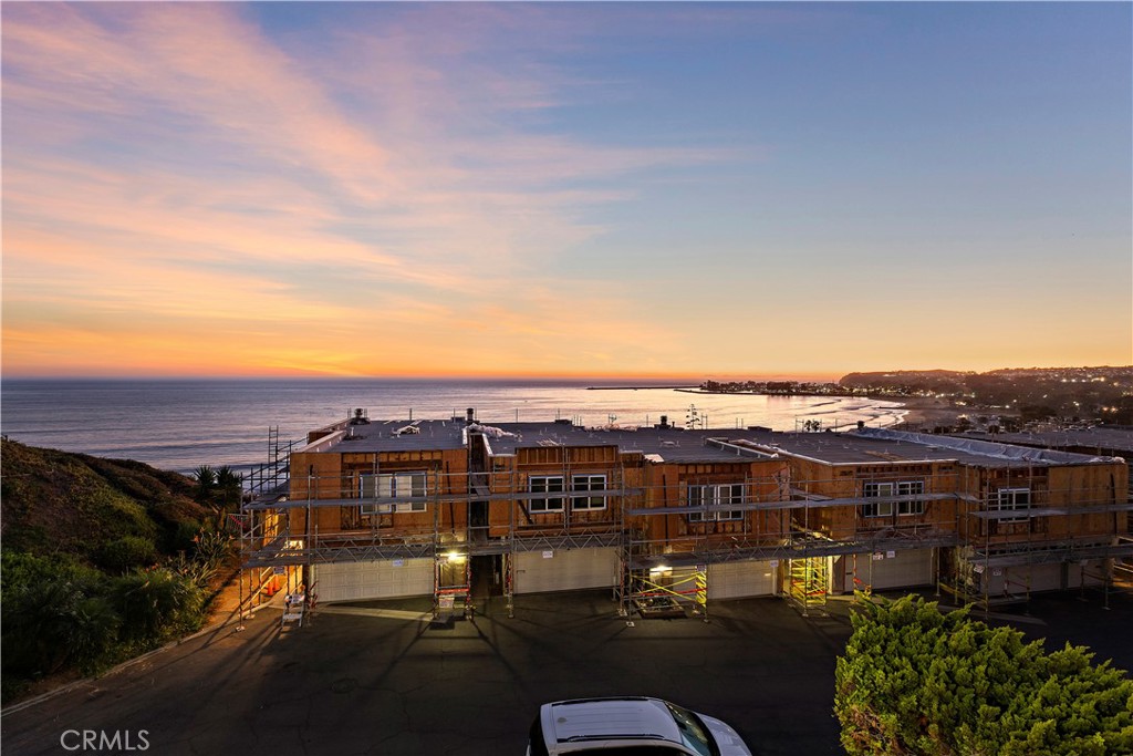 Dana Bluffs (DB) - Residential