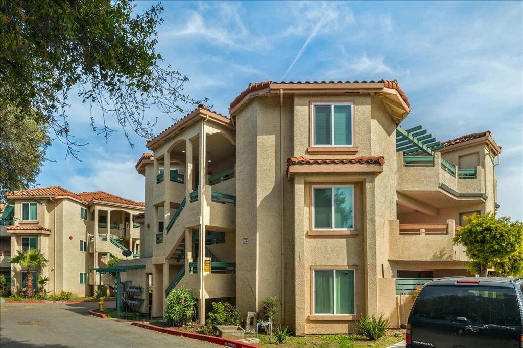 127 Rancho Drive