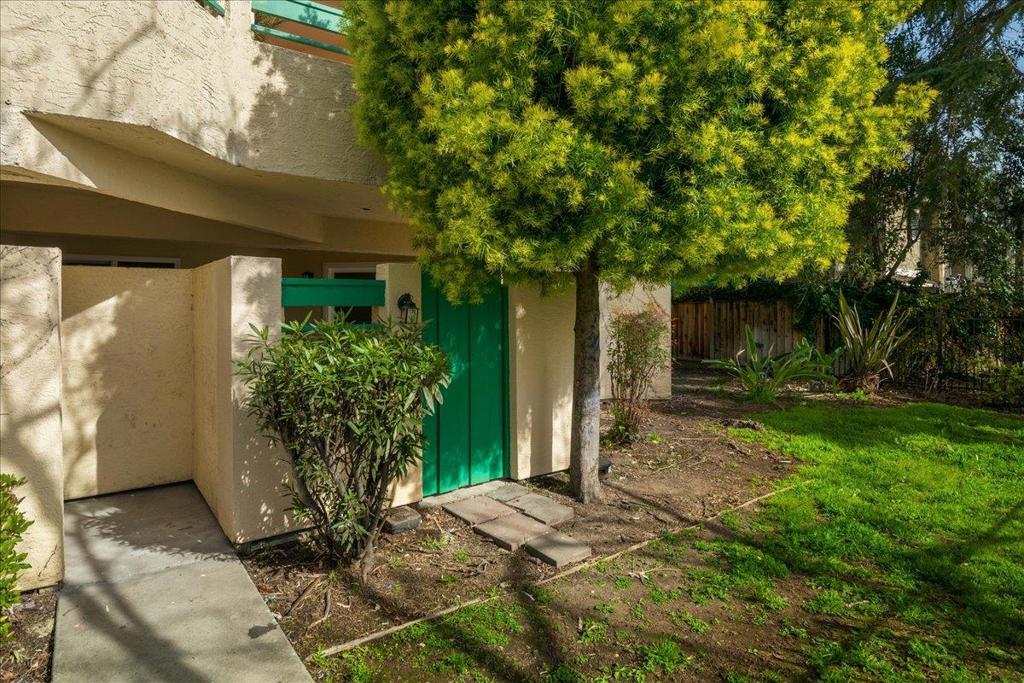 127 Rancho Drive