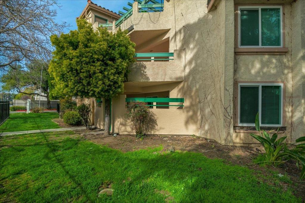 127 Rancho Drive