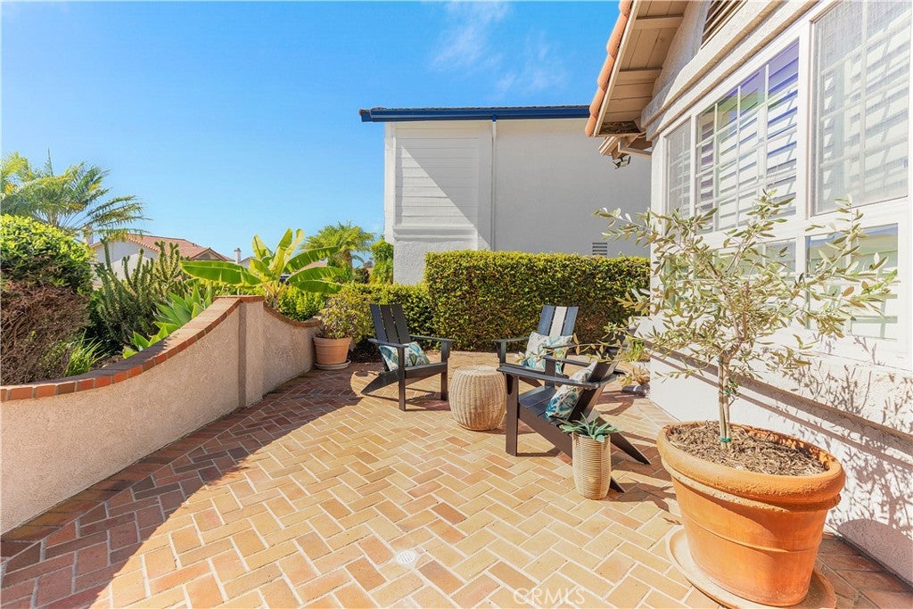 2918 Calle Frontera