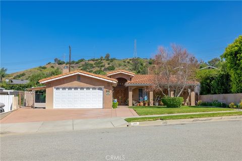Photo of 349 Temmera Ln, Glendora, CA 91740 (MLS # CV26081093)