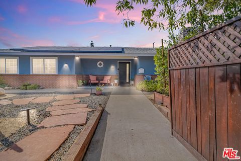 Photo of 11725 Balboa Boulevard, Granada Hills, CA 91344 (MLS # 25603087) Photo of 11725 Balboa Boulevard, Granada Hills, CA 91344 (MLS # 25603087)