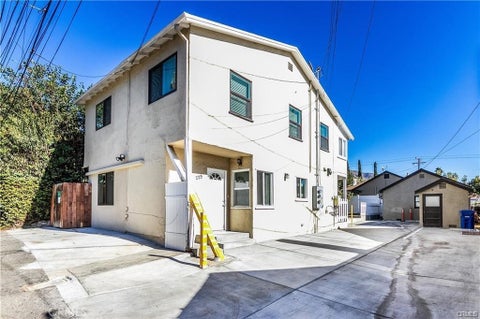 Photo of 229 N Mayflower, Monrovia, CA 91016 (MLS # AR26222509)