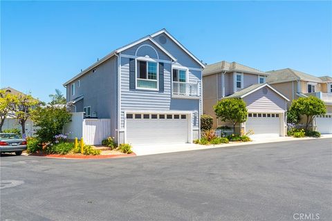 Photo of 1556 Hyannis Ln, San Pedro, CA 90732 (MLS # SB26020574)