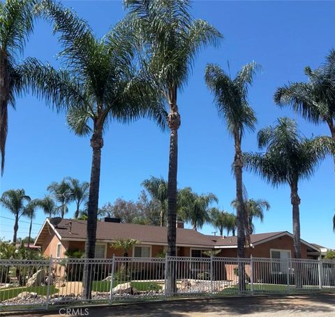 Photo of 19345 Warren RD, Riverside, CA 92508 (MLS # HD26102481)