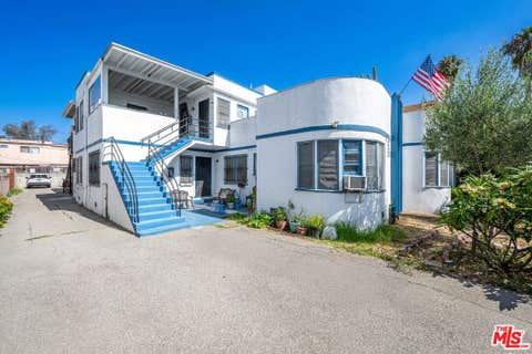 Photo of 2629 S Garth Avenue, Los Angeles, CA 90034 (MLS # 26856833)