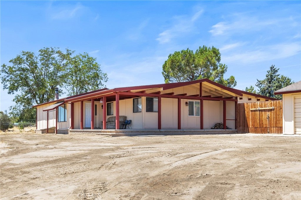 37625 Hill