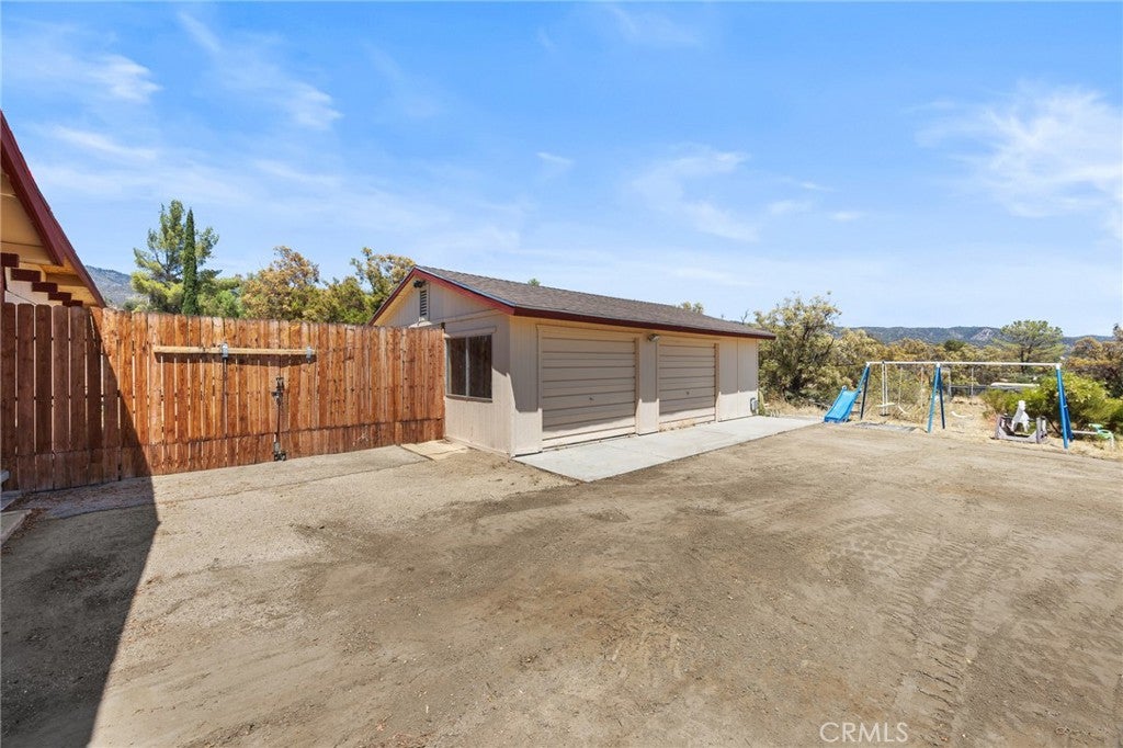 37625 Hill
