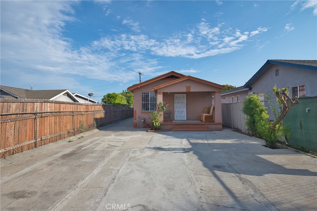 850 W 132nd