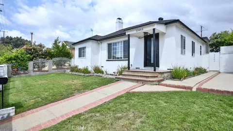 11445 Saticoy Street, North Hollywood, CA 91605 - MLS#: OC25178906
