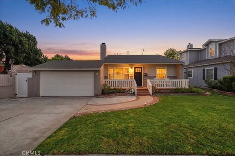 5640 E Parkcrest Long Beach CA 90808