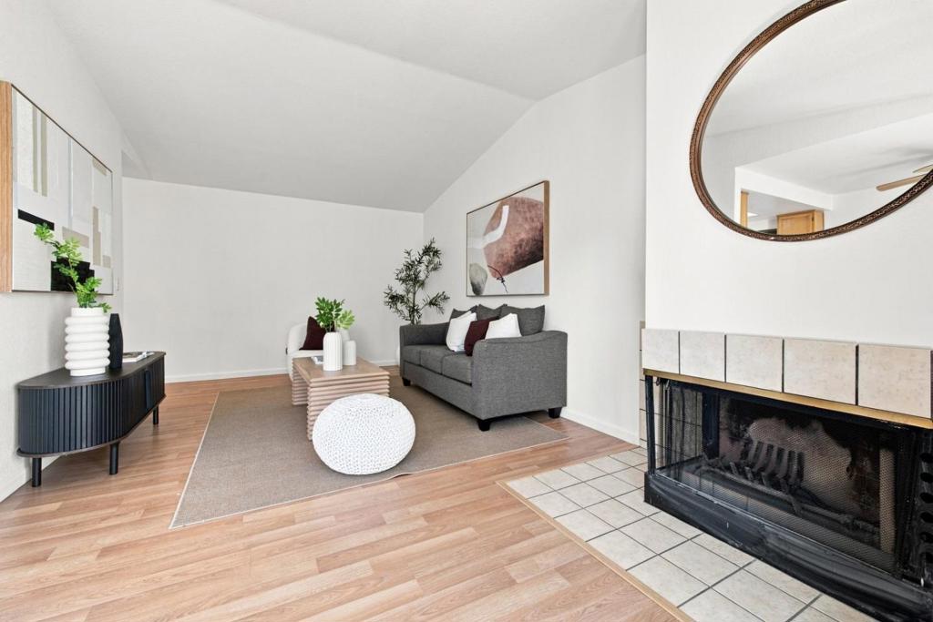 2286 Wine Maker Way