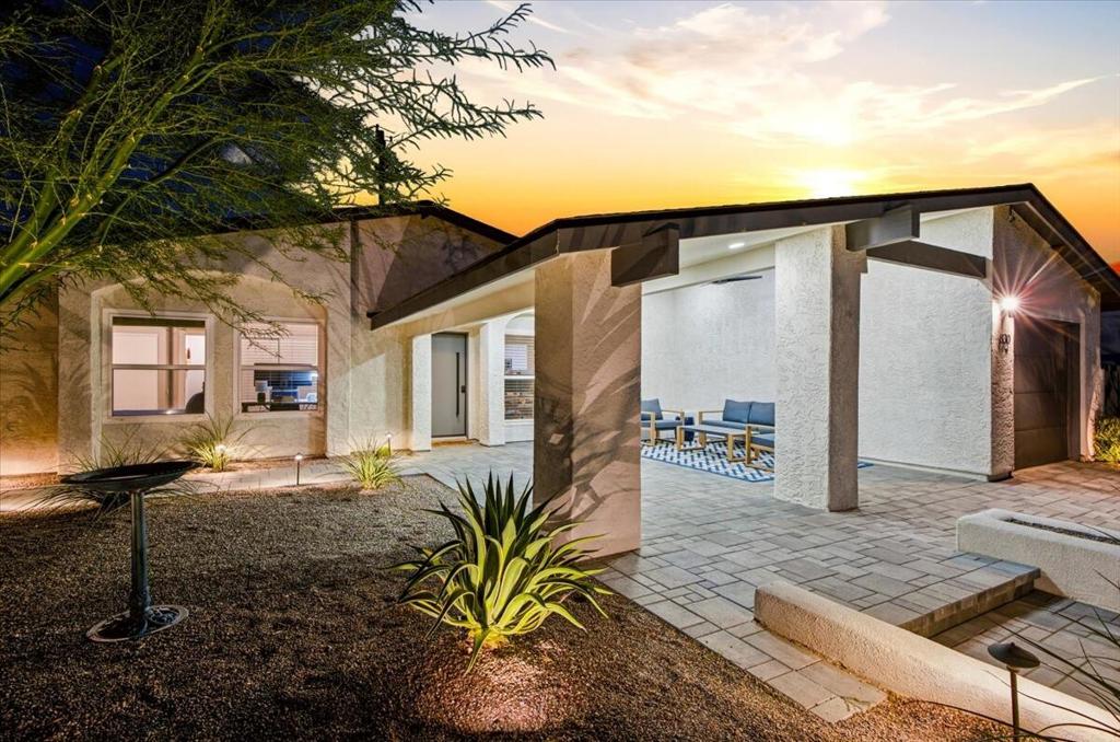 830 S Nueva Vista Drive S