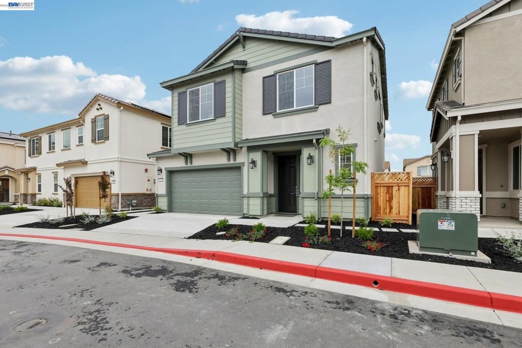 Photo of 230 Mindy Way, Pittsburg, CA 94565 (MLS # 41131553)