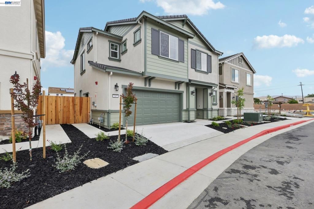 Photo of 230 Mindy Way, Pittsburg, CA 94565 (MLS # 41131553)
