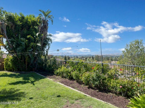 Tiny photo for 11823 Maple Crest Street, Moorpark, CA 93021 (MLS # 226004537)