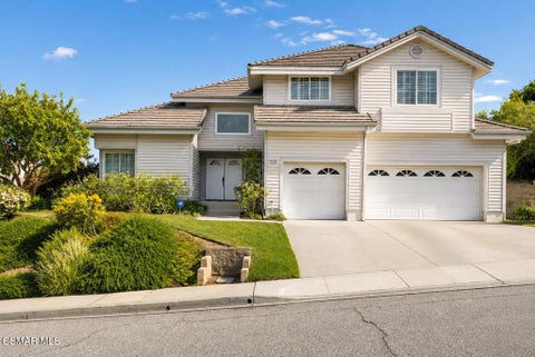 Photo of 11823 Maple Crest Street, Moorpark, CA 93021 (MLS # 226004537)