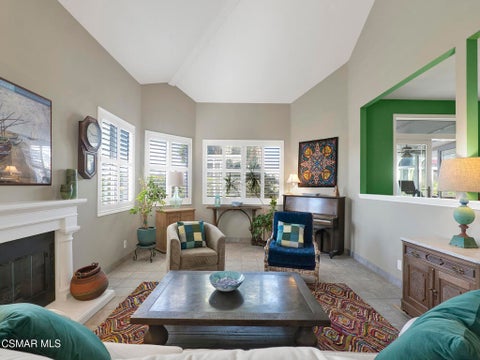 Tiny photo for 11823 Maple Crest Street, Moorpark, CA 93021 (MLS # 226004537)