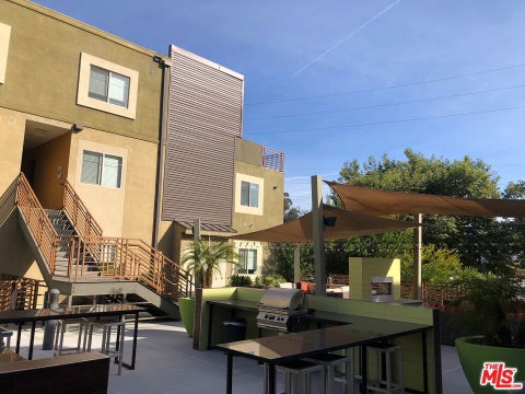 Photo of 2980 Ripple Place #206, Los Angeles, CA 90039 (MLS # 26102489)