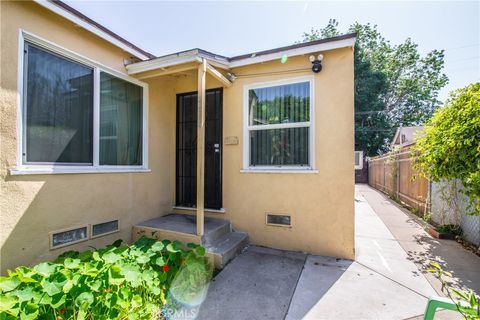Photo of 2614 E Spaulding St, Long Beach, CA 90804 (MLS # OC26036684)