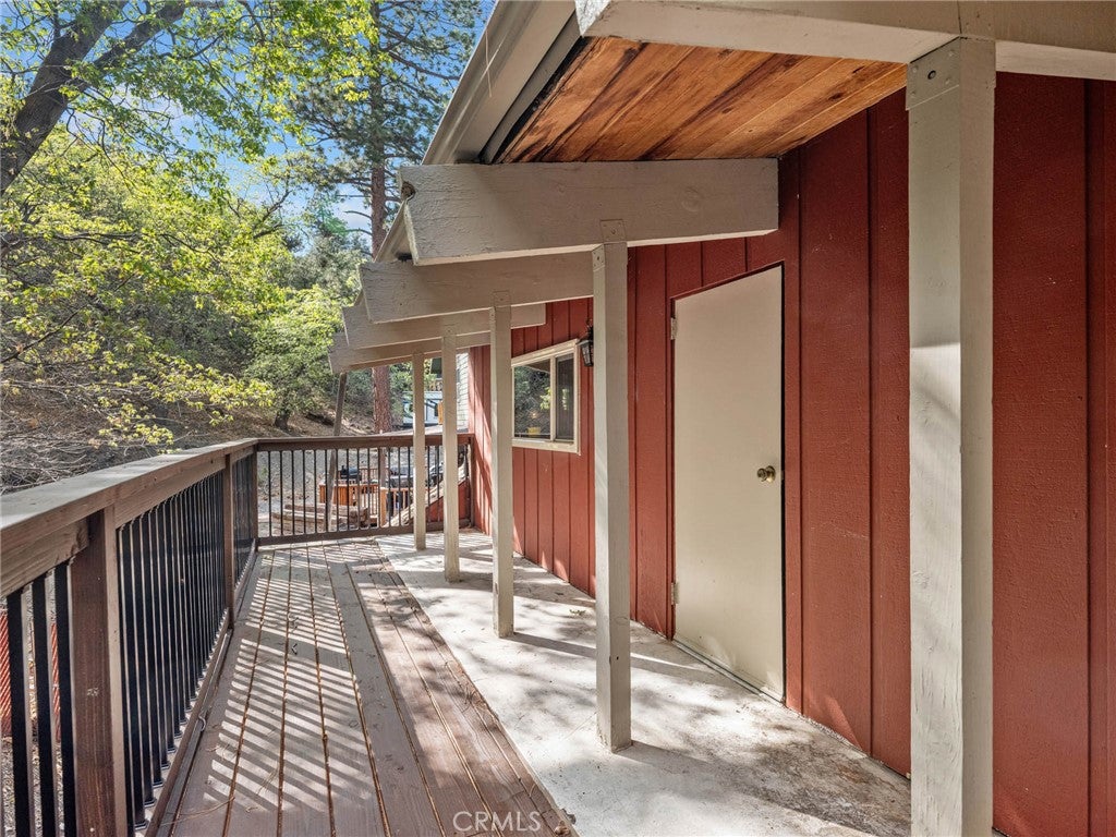 1147 Twin Lakes