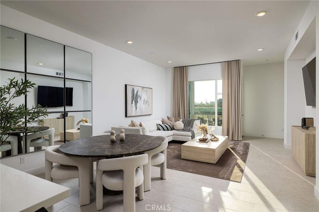 Luna/The Landing at Tusting Legacy - Residential