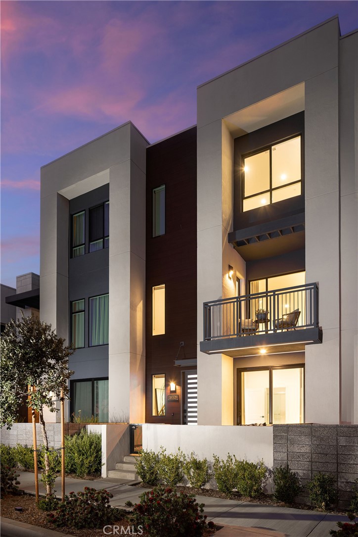 Luna/The Landing at Tusting Legacy - Residential