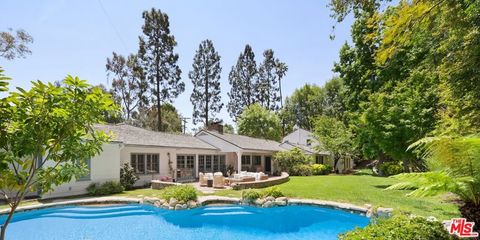 1716 Westridge Road Los Angeles CA 90049