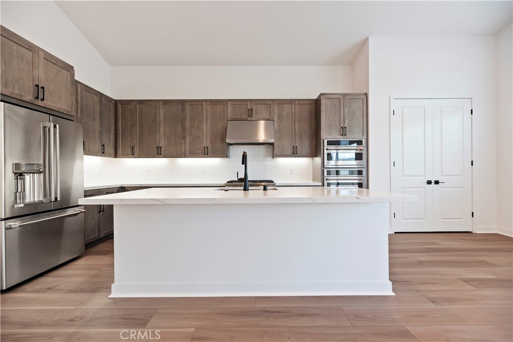 Custom Canyon Country 1 (CCAN1) - Residential