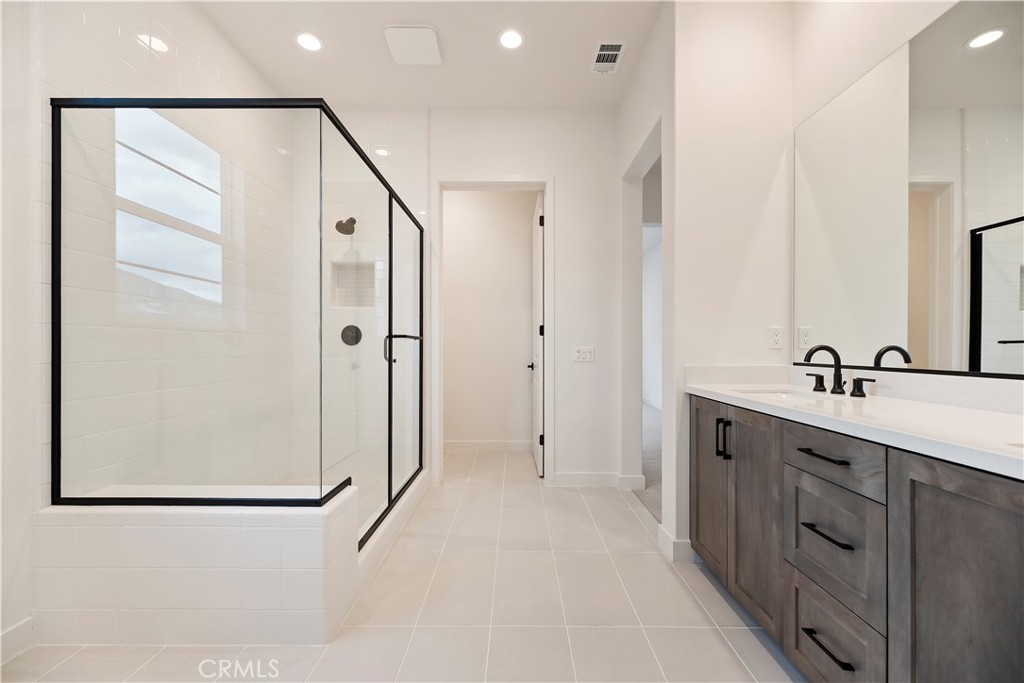 Custom Canyon Country 1 (CCAN1) - Residential