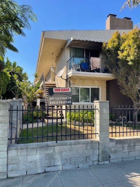 Photo of 617 S Osage AVE #3, Inglewood, CA 90301 (MLS # PV26227182)