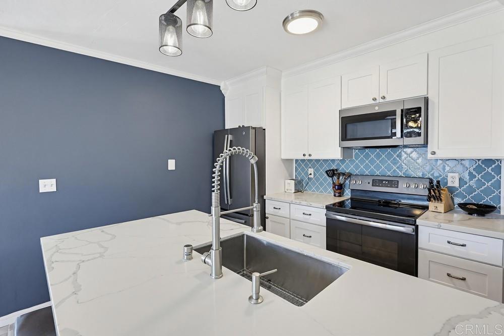 3211 Midway Drive 304