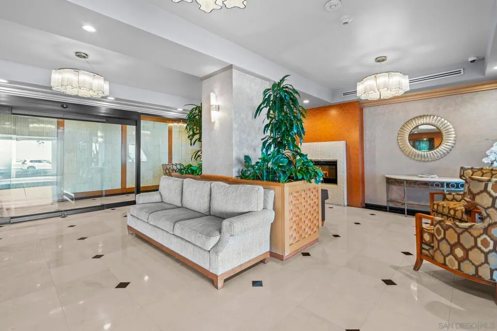 La Jolla, California 92037, United States, 2 Bedrooms Bedrooms, ,2 BathroomsBathrooms,Residential,Active,186888