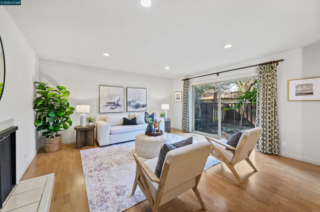 Properties 2 1746 1746 Candelero Ct