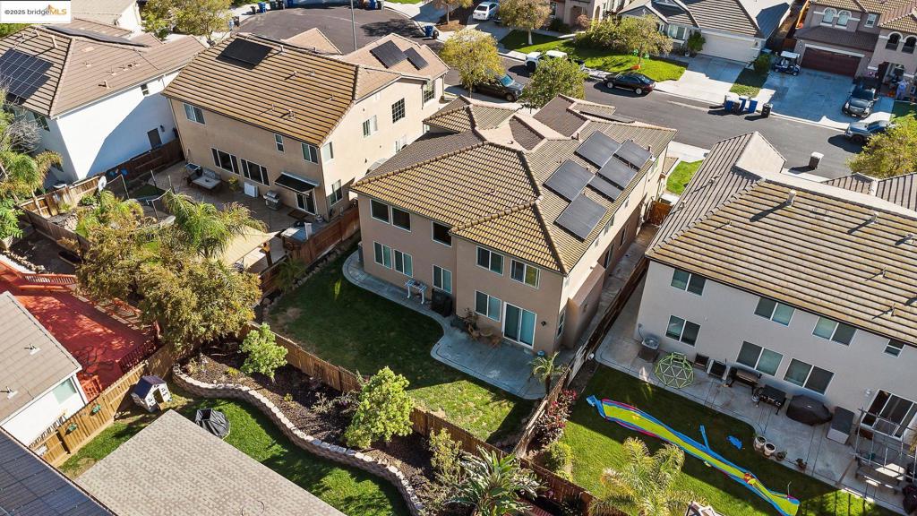 RAVENSWOOD - Residential