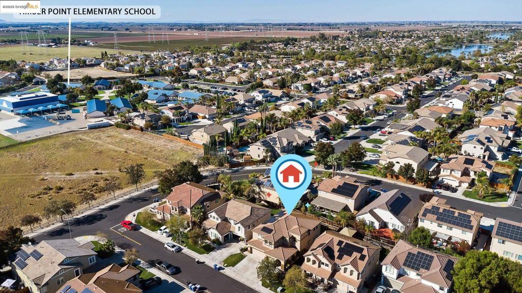RAVENSWOOD - Residential