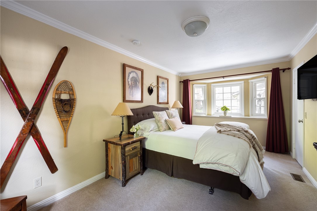 Arrowhead Woods (AWHW) - Residential