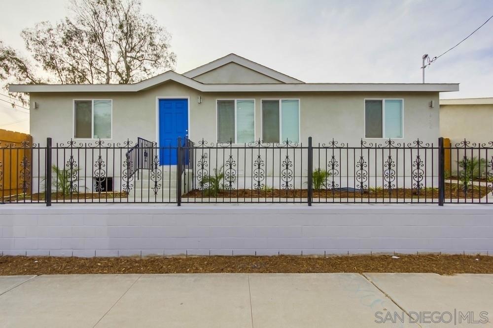 Clean, easy 2-on-1 investment property. High cash flow AND equity gain opportunity. See multi-unit information and market gains. Two detached 3/2 homes are only three years old, built to be very low maintenance. Tenants pay water, electric, gas, cable. Owner just pays drip irrigation and landscaping. Renewed leases just signed by both tenants. Photos are three years old, though little has changed. Drive by, but DO NOT bother tenants. Other Fees: 0 Unit # for Unit 1: 3243 Unit # for Unit 2: 3245 Number of Furnished Units: 0