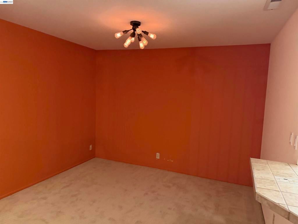 1089 Wesley Ct 8