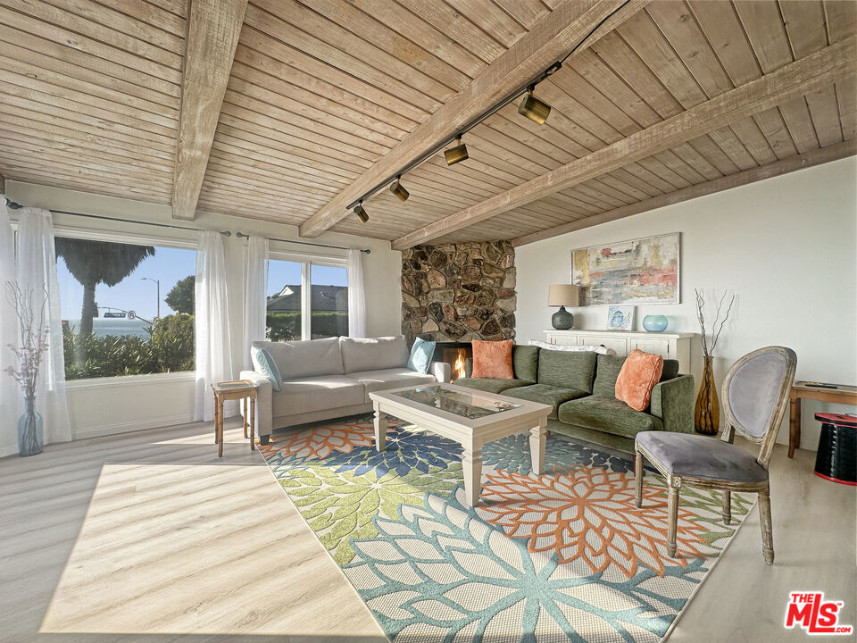 111 Waterview Street