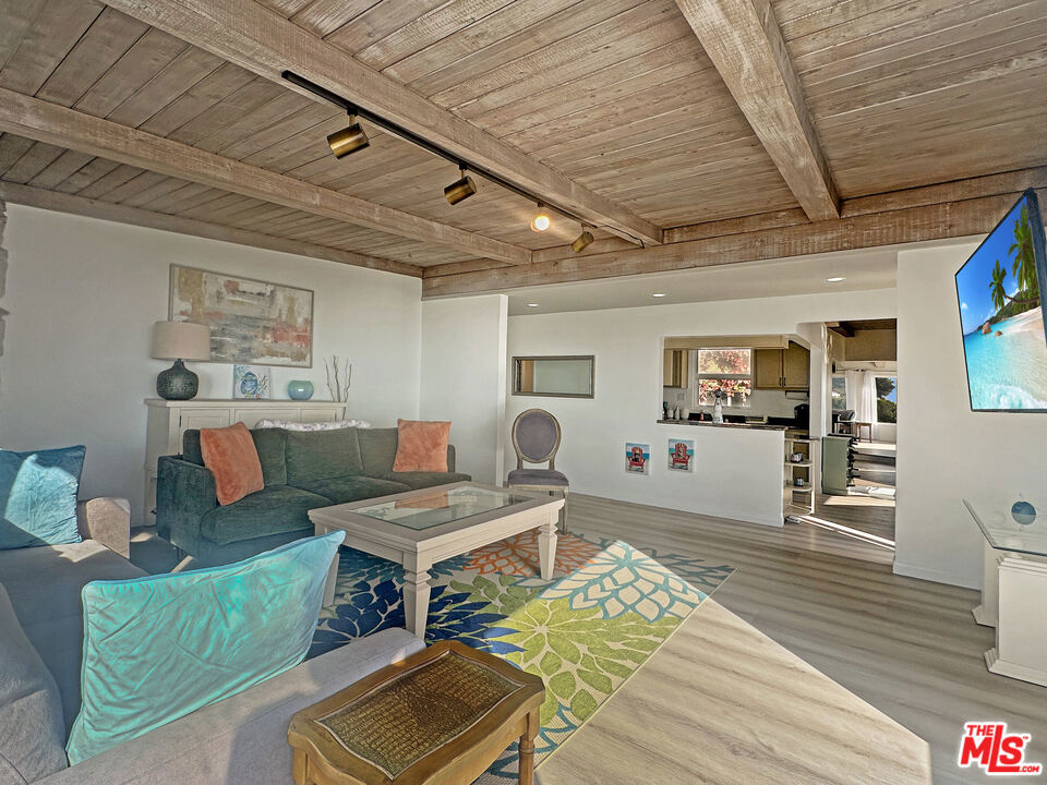 111 Waterview Street