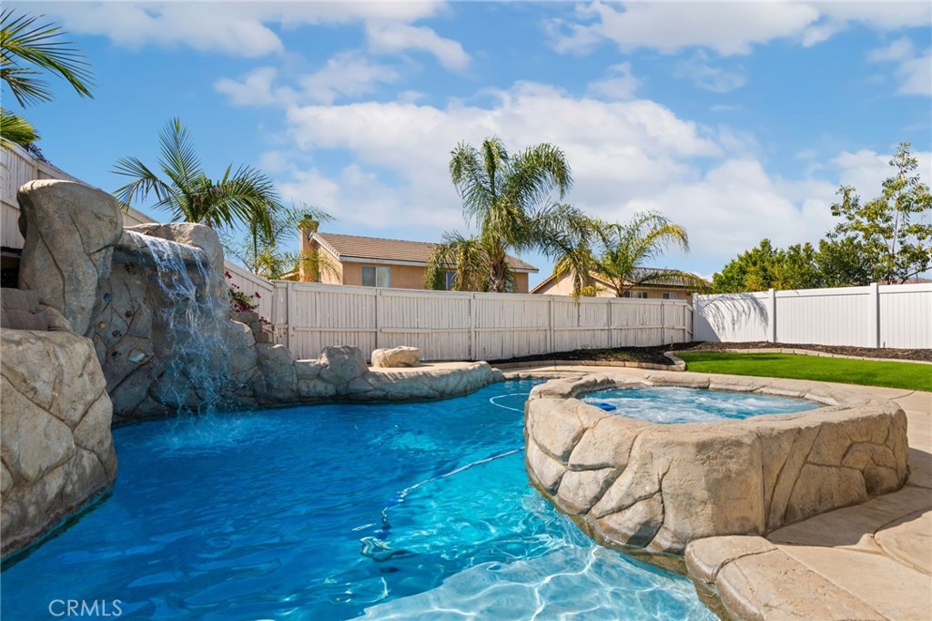 27483 Bunkerhill Drive