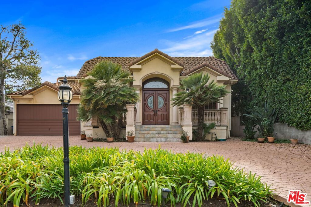 Photo of 12408 W Sunset Boulevard, Los Angeles, CA 90049 (MLS # 26991245)