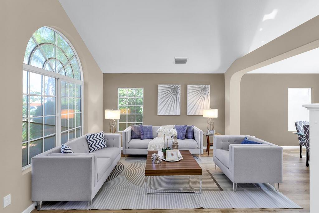 Properties 4 723 Ann Gabriel Lane