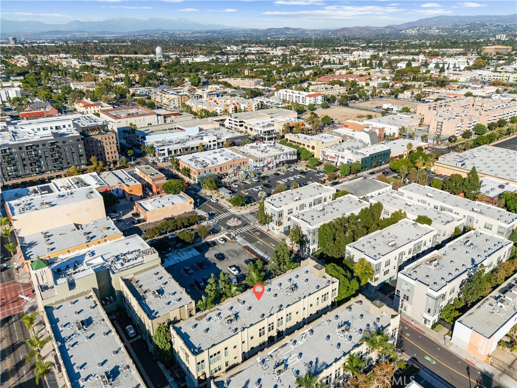 Artist Walk - Residential