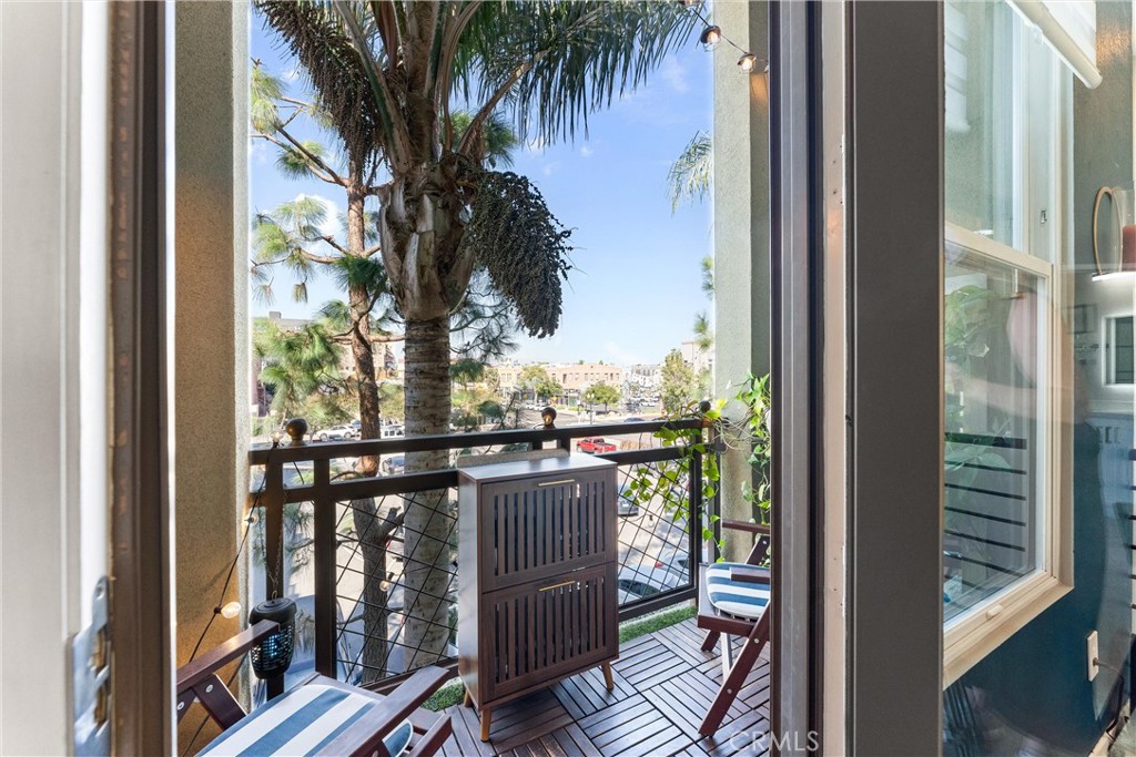 Artist Walk - Residential