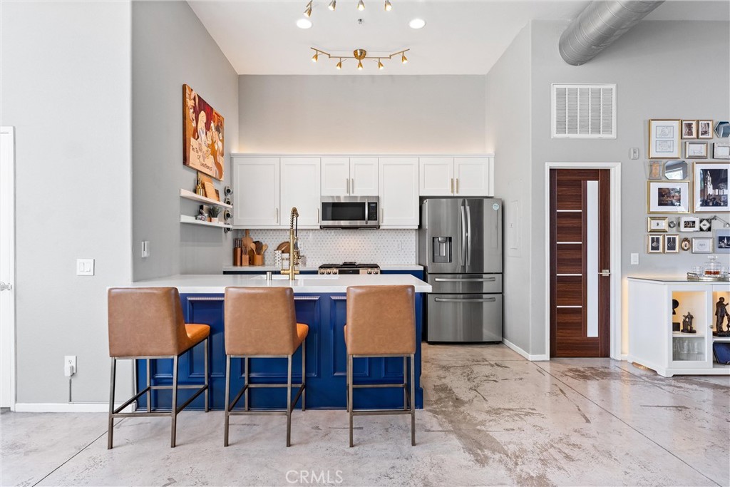 Artist Walk - Residential