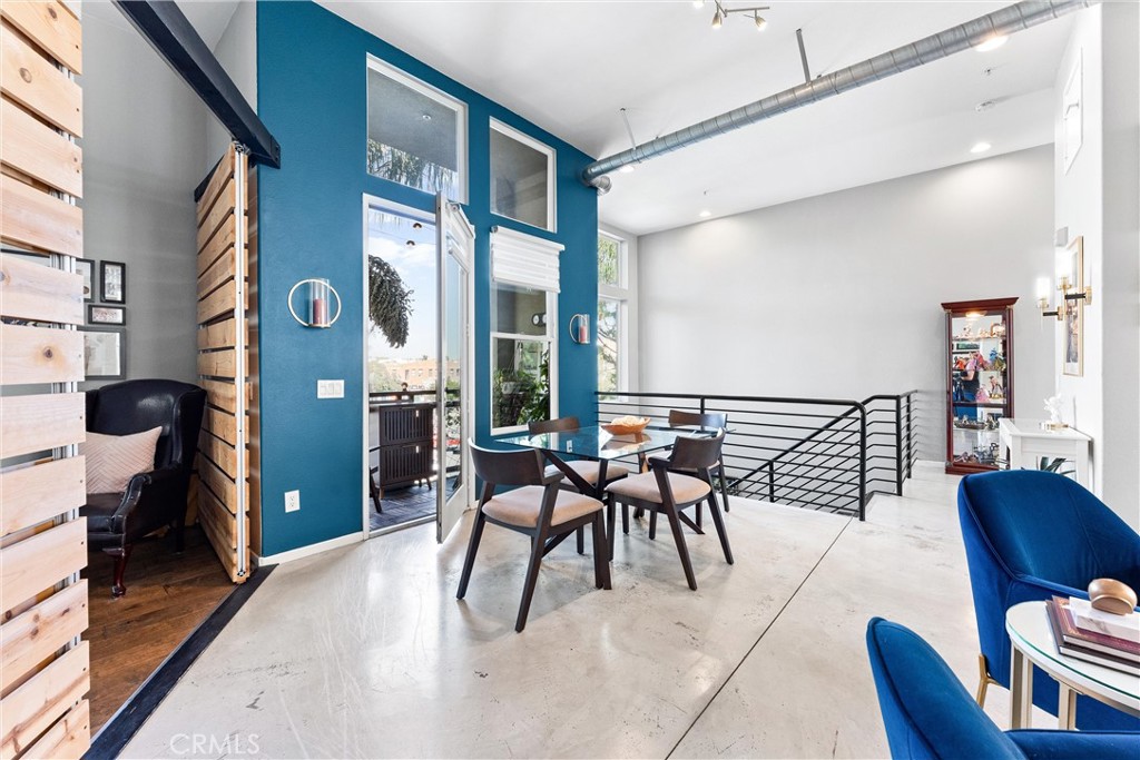 Artist Walk - Residential